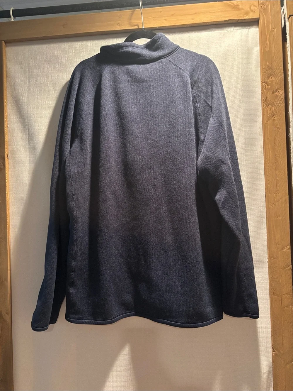 Patagonia Men’s Navy Half-Zip Fleece Pullover